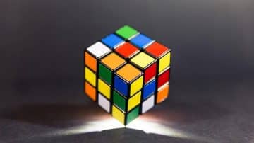 Este es el truco más fácil del mundo para resolver el Cubo de Rubik