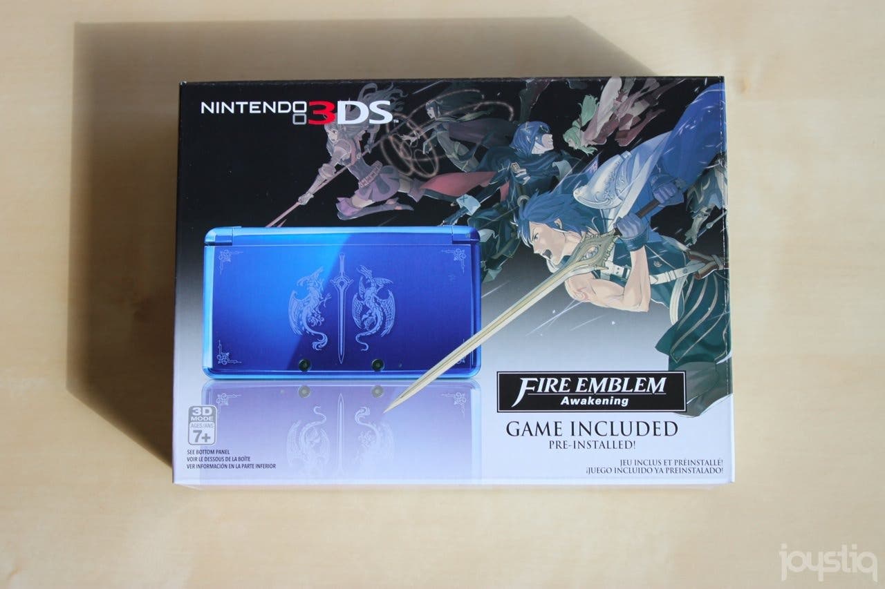 Fotos del pack edición especial  ‘Fire Emblem: Awakening’ de Nintendo 3DS