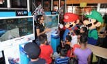 Imágenes de Mario y Luigi en el evento de ‘Mario Kart 8’ de McDonald’s en Los ngeles