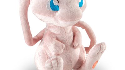 Unboxing del peluche de Mew edición especial 20 aniversario