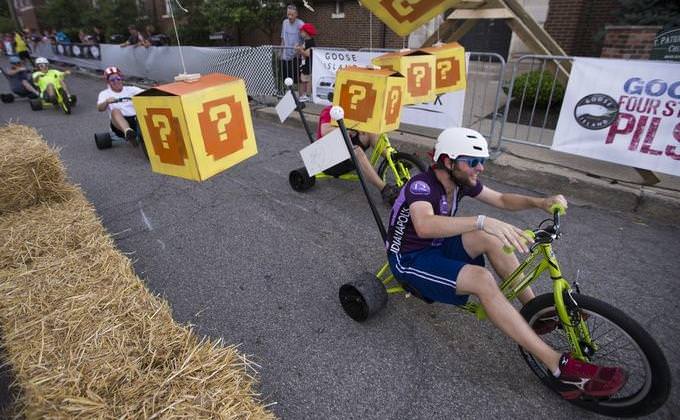 El ‘Human Mario Kart’ llega desde Fountain Square