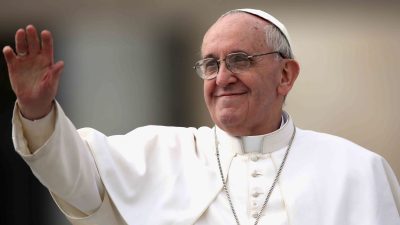 El Papa Francisco pide a los jóvenes que abandonen los videojuegos para tomar un papel más activo en la sociedad