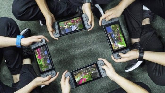 El mánager de RP de Nintendo Alemania afirma que podremos jugar al multijugador de Switch con un cartucho