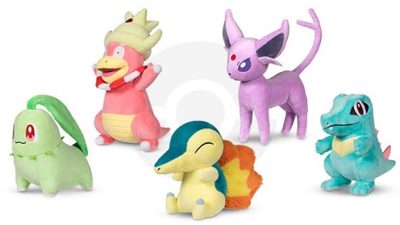 La web norteamericana de Pokémon Center añade nuevos peluches de Johto y pines de Teselia