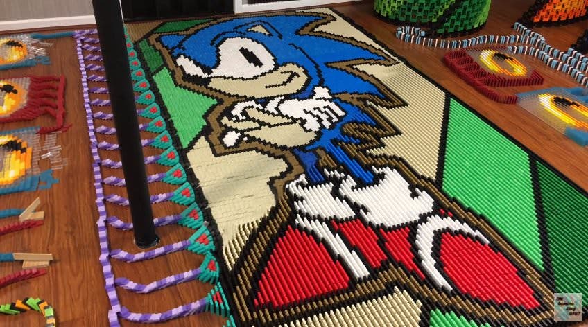 No te pierdas este tributo a Sonic creado con más de 22.000 fichas de dominó