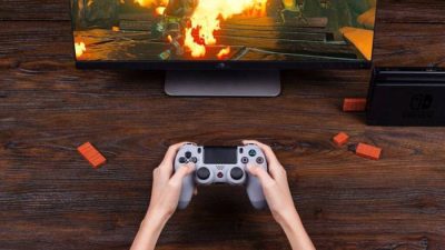 Este nuevo adaptador de 8Bitdo permite usar un mando de PS4 con Nintendo Switch