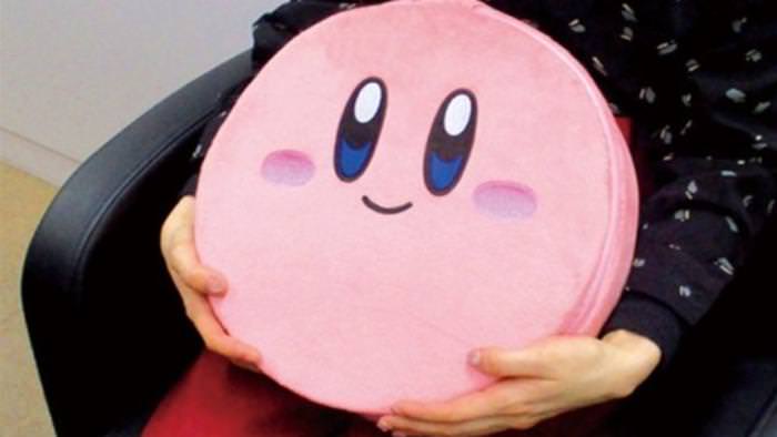 No te pierdas esta genial bolsa transportadora de Kirby