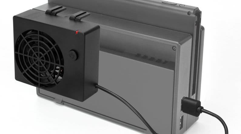 GameTech anuncia un ventilador gigante para refrigerar Nintendo Switch