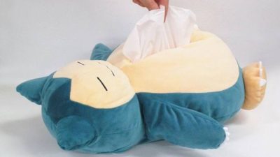 ¿Tienes catarro? ¡Sonarte los mocos será menos tostón con esta genial cubierta para cajas de pañuelos de Snorlax!