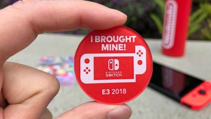 Así luce el pin que regalará Nintendo a quienes vea jugando a Switch en el E3 2018
