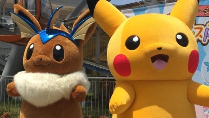 Eevee hace cosplay de sus evoluciones en el último evento de Pokémon en Japón