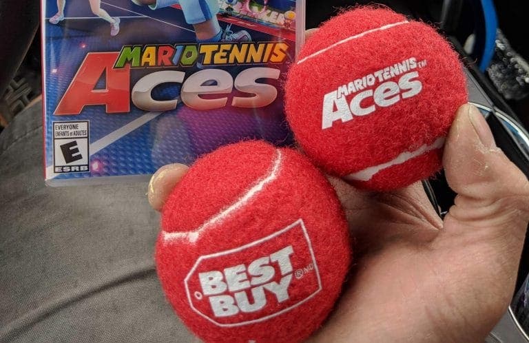 Best Buy Canadá está regalando estas pelotas de tenis por la compra de Mario Tennis Aces