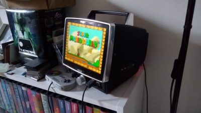 Un fan crea una consola portátil para jugar a títulos de NES, SNES y más