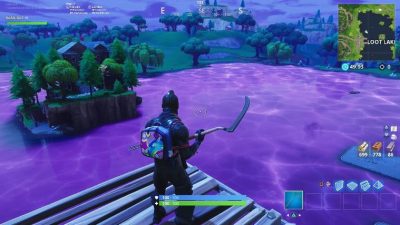 El cubo misterioso de Fortnite cae al lago de Balsa Botín tiñiendo el agua de morado
