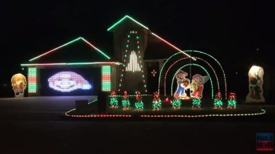 El dueño de esta casa en Texas ha creado un show de luces nintendero de 9 minutos