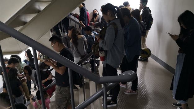 Los fans hicieron grandes colas para entrar al Pokémon Center temporal de Taiwán