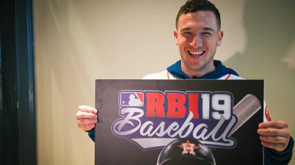 Vídeo: Alex Bregman como cubierta de R.B.I. Baseball 19