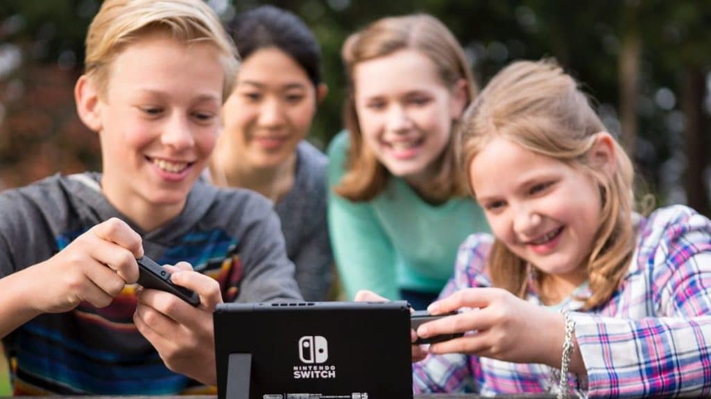 Según un estudio, se ha incrementado el número de mujeres y jóvenes en Nintendo Switch