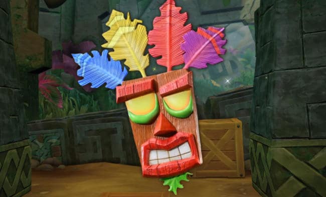 First 4 Figures anuncia la mini figura de la máscara Aku Aku de Crash Bandicoot