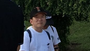 Tsunekazu Ishihara, presidente de The Pokémon Company, visita la Zona Safari de Pokémon GO en Singapur