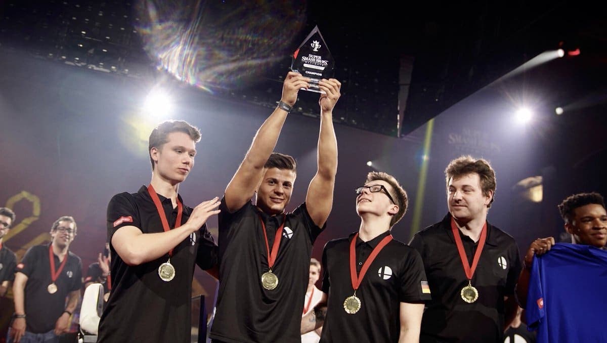 [Act.] El equipo alemán Team Ehre Germany gana la European Smash Ball Team Cup 2019