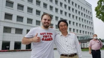 Esta es la cara que se le quedó a un turista al conocer por sorpresa a Shigeru Miyamoto en la sede de Nintendo