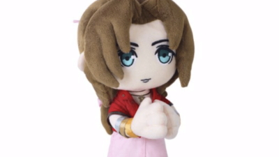 Aeris de Final Fantasy VII consigue su propio peluche en Japón