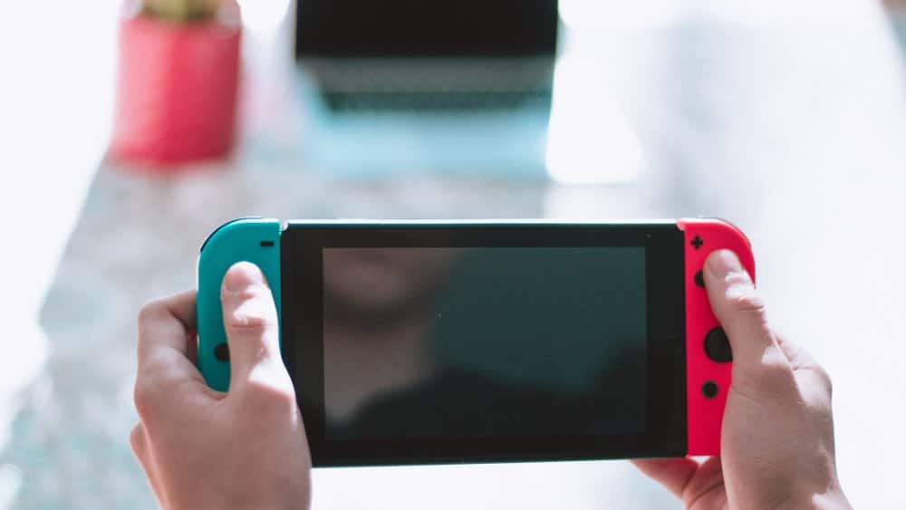 La actualización 9.0.1 de Nintendo Switch elimina el efecto de color de acoplar los Joy-Con