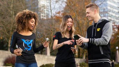 Pokémon Center recibe ropa oficial de Pokémon GO