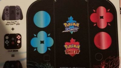 La guía estratégica de Pokémon Espada y Escudo incluye pegatinas para los Joy-Con, marcapáginas y un mapa de la región de Galar