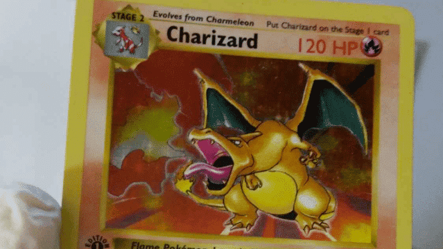 Una carta Pokémon de Charizard rompe récords al venderse por 420.000 dólares
