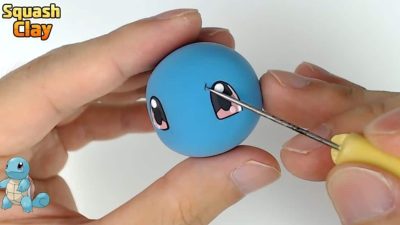 Este vídeo nos muestra como aprender a hacer al Pokémon Squirtle con arcilla