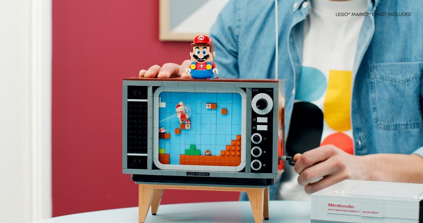 Este vídeo nos muestra la interacción entre el set de LEGO de NES y LEGO Super Mario