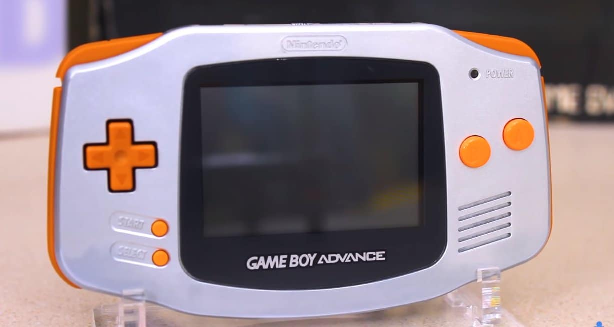 Este es el prototipo de Game Boy Advance Space World que se ha descubierto recientemente