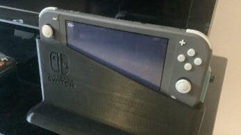 Usuario de Nintendo Switch Lite ha creado este curioso dock de carga para la consola