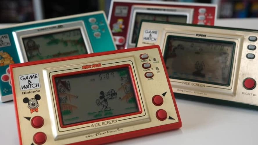 Este vídeo repasa la historia de la mítica Game & Watch