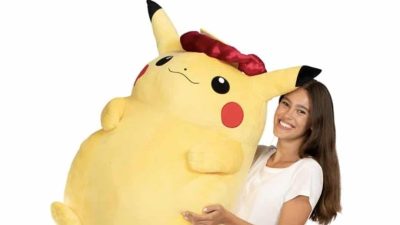 Se revela nuevo merchandise de Pokémon: peluche gigante de Pikachu Gigamax, nueva colección de Pokémon Terrarium y más