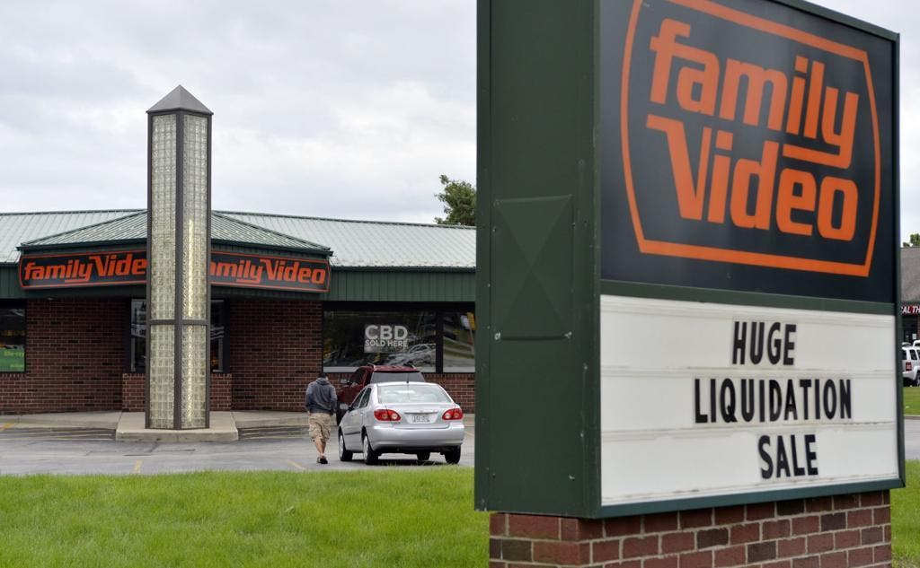 Tras 42 años de actividad, Family Video cierra sus más de 250 tiendas físicas
