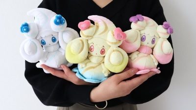 Merchandise Pokémon: colaboración con las máquinas expendedoras de Ito-en, pendientes, joyas, peluches y más