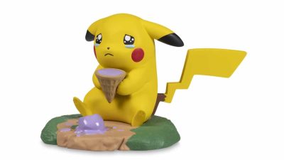 Merchandise Pokémon: tapetes de cartas, nuevos charms, próximas figuras de Pikachu Moods, llaveros y más