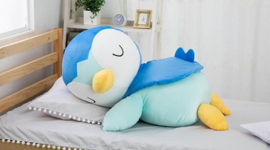 Ya puedes reservar el peluche Pokémon oficial de 90 cm de Piplup con envío internacional