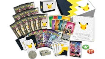 JCC Pokémon: imágenes de las cartas de Greninja de la colección Celebraciones, Pikachu de la colección V-UNIÓN y contenido de la Caja Entrenador Élite