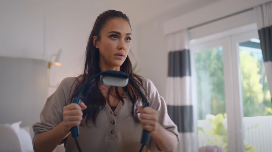 Jessica Alba Nintendo Switch Ring Fit Adventure