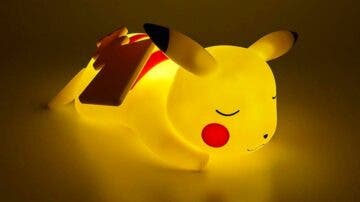 Puede que no exista un mejor adorno en el mundo: este Pikachu de 25 cm es además una lámpara y cuesta 35 euros en Amazon