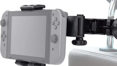 El soporte para coche de la Nintendo Switch perfecto para disfrutar de tus partidas cuando estás de viaje por 13 euros