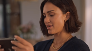 Jessica Alba protagoniza este nuevo vídeo promocional de Nintendo Switch