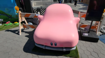 Nintendo recrea a Kirby coche en la vida real en esta exposición de Kirby y la tierra olvidada