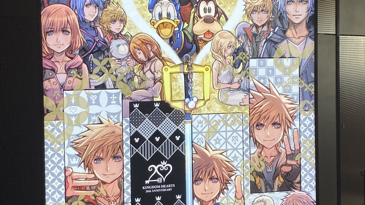 Kingdom Hearts: El arte del 20º aniversario genera especulación de un inminente anuncio con Sora oculto