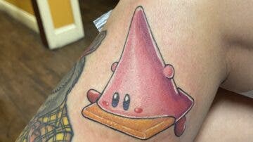 Fan de Kirby se tatúa el Cono transmórfico de Kirby y la tierra olvidada