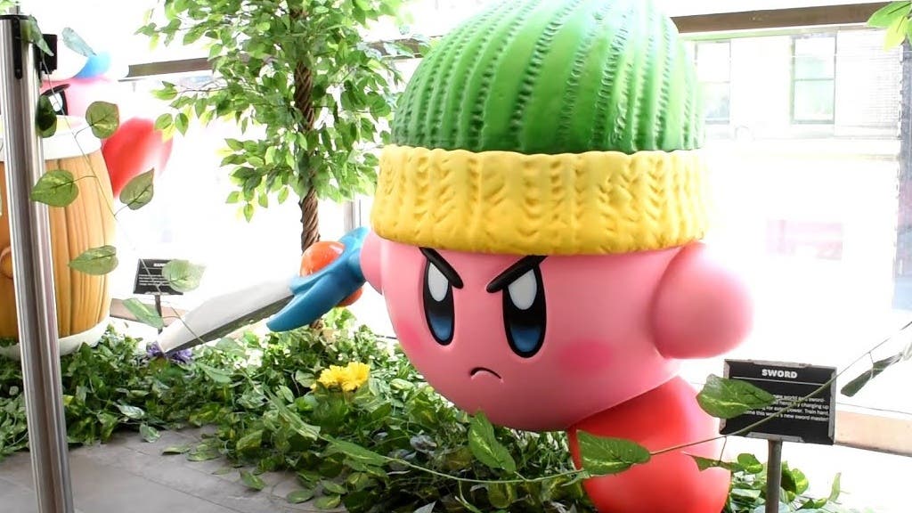 Un vistazo detallado a las estatuas de Kirby y la tierra olvidada de Nintendo NY